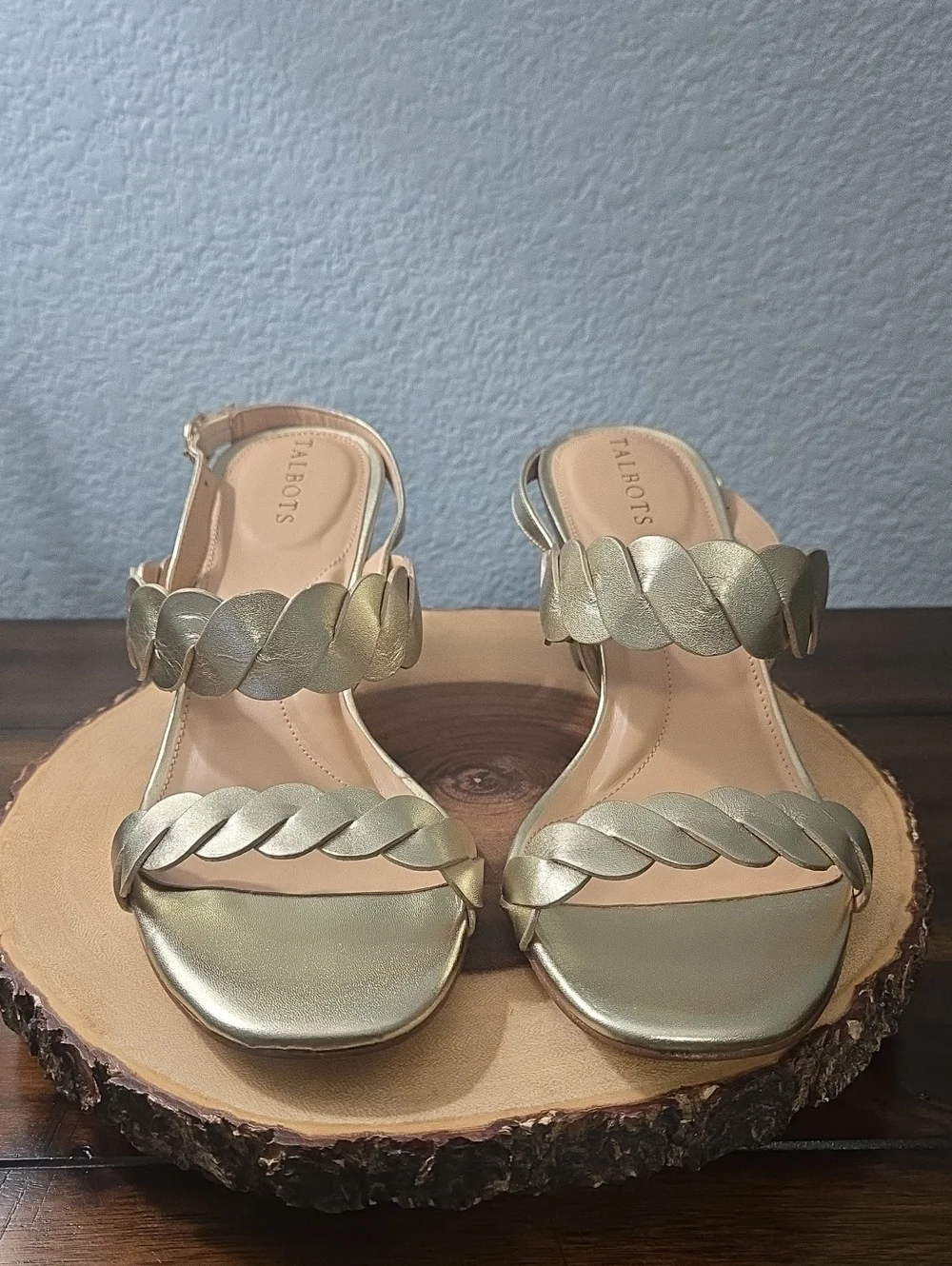 TALBOTS Metallic Gold Braided Strap Sandals Sz 10